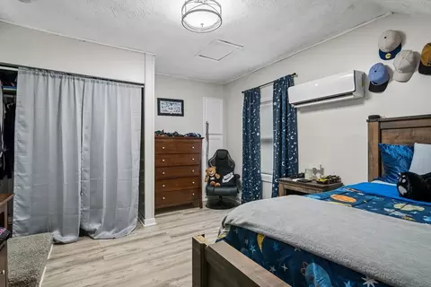 Bedroom - 119 Acrebrook Rd, Springfield, MA 01129 photo 1 of 5
