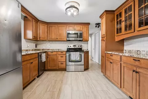 Kitchen - 119 Acrebrook Rd, Springfield, MA 01129 photo 1 of 3