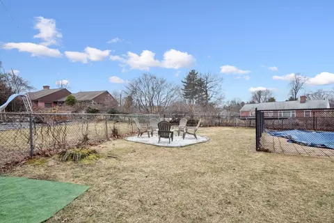 Exterior - 119 Acrebrook Rd, Springfield, MA 01129 photo 6 of 6
