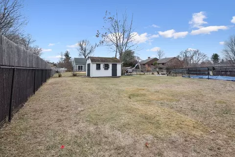 Exterior - 119 Acrebrook Rd, Springfield, MA 01129 photo 4 of 6