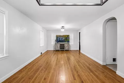 Living - 119 Acrebrook Rd, Springfield, MA 01129 photo 2 of 2