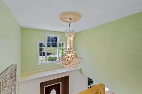 89 Boulder Hill Dr, Jefferson, MA 01522 photo 8