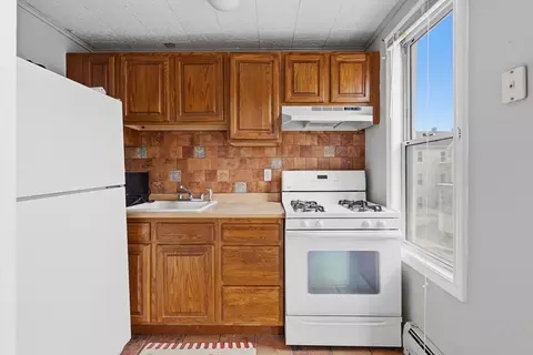 221 Beach St, Fall River, MA 02721 photo 10