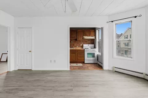 221 Beach St, Fall River, MA 02721 photo 7