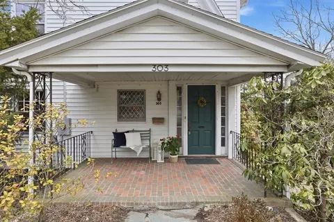 303 Gray St, Arlington, MA 02476 photo 34