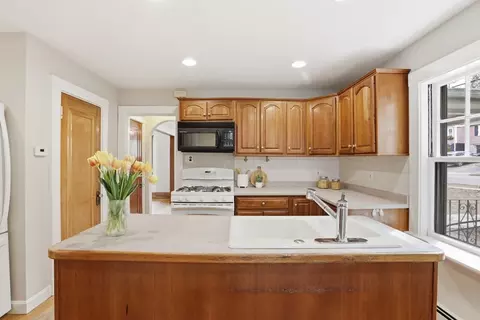 303 Gray St, Arlington, MA 02476 photo 16