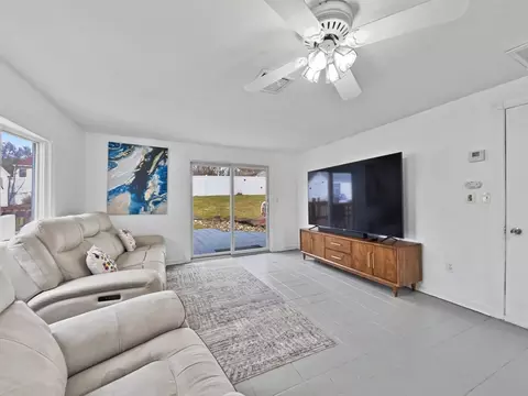23 Rachael St, Springfield, MA 01129 photo 11