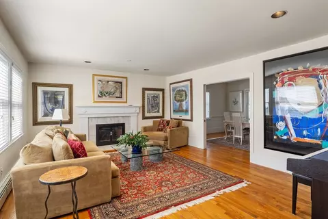 10 Redstone Ln, Marblehead, MA 01945 photo 6