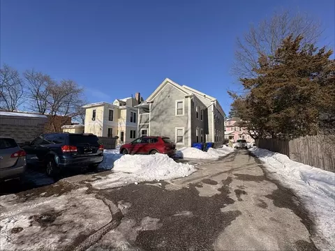 229 Central St, Springfield, MA 01105 photo 18