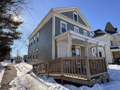 229 Central St, Springfield, MA 01105 photo 16