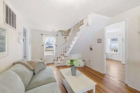 137 Hampton Cir, Hull, MA 02045 photo 8