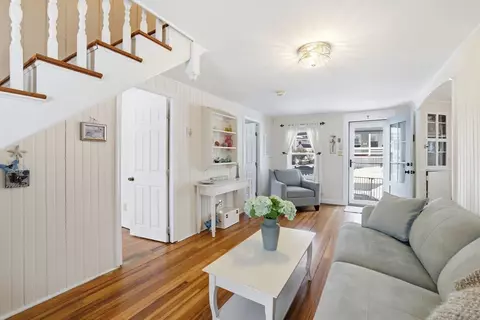 137 Hampton Cir, Hull, MA 02045 photo 7