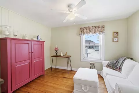 137 Hampton Cir, Hull, MA 02045 photo 13