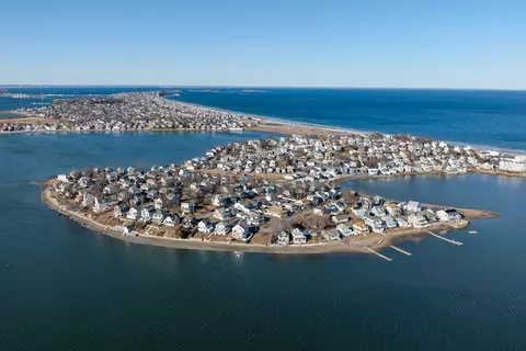 137 Hampton Cir, Hull, MA 02045 photo 24
