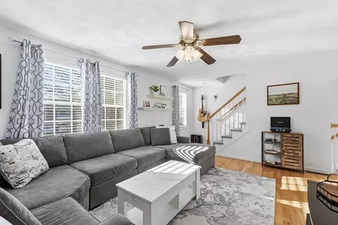 81 Salem Rd #74, Billerica, MA 01821