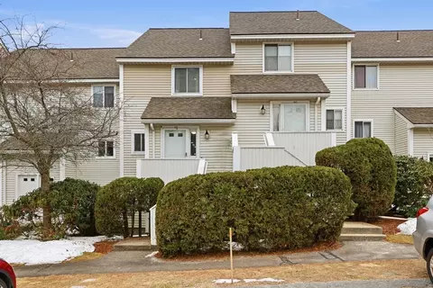 100 Merrimack Ave #156, Dracut, MA 01826