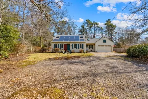352 Nye Rd, Centerville, MA 02632 photo 2