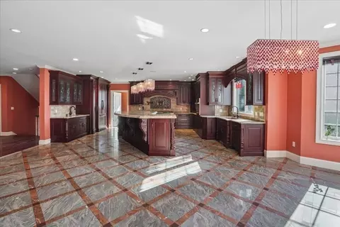 Kitchen - 3 Regency Rdg, Andover, MA 01810 photo 1 of 4