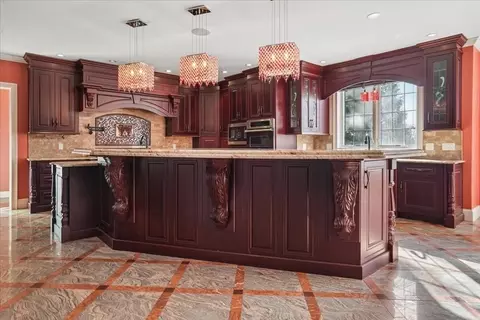 Kitchen - 3 Regency Rdg, Andover, MA 01810 photo 3 of 4