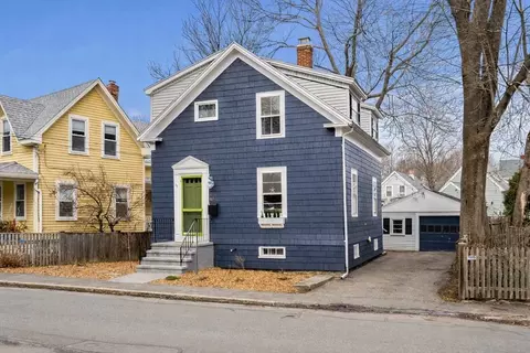 63 Green St, Marblehead, MA 01945