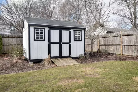 53 Winfield St, Dedham, MA 02026 photo 24