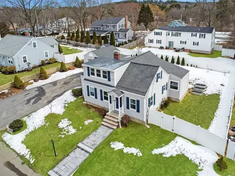65 Woodmont Ave, Haverhill, MA 01830
