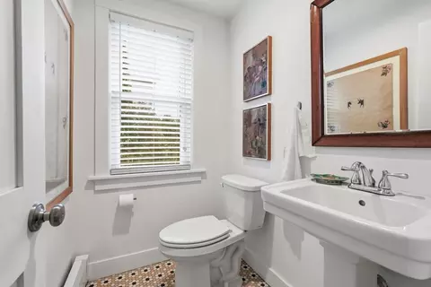 26 Winter St #26, Easthampton, MA 01027 photo 18