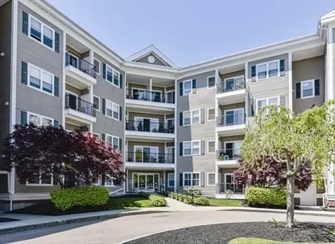 989 East St #402, Dedham, MA 02026