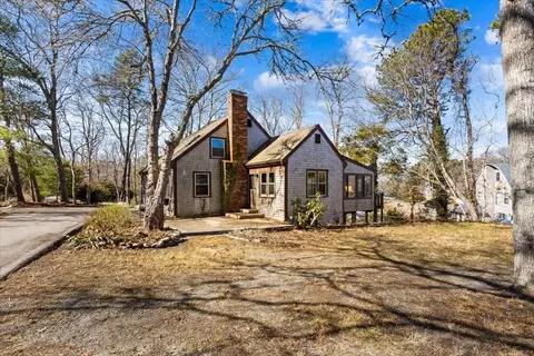 1094 County Rd, Bourne, MA 02532 photo 3