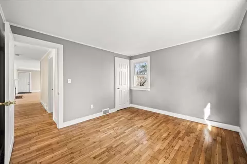 365 Phinneys Ln, Centerville, MA 02632 photo 18
