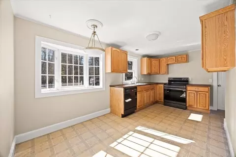 365 Phinneys Ln, Centerville, MA 02632 photo 16