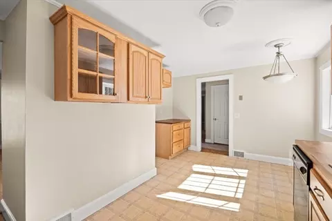 365 Phinneys Ln, Centerville, MA 02632 photo 13