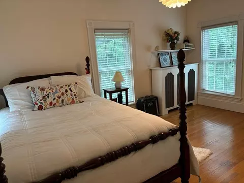 674 Webster St, Needham, MA 02492 photo 8