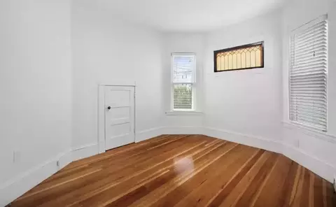 40 Orchard St, Chicopee, MA 01013 photo 27
