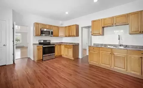 40 Orchard St, Chicopee, MA 01013 photo 31