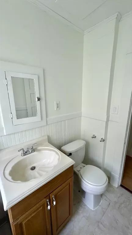 40 Orchard St, Chicopee, MA 01013 photo 20