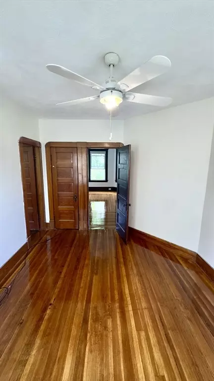 40 Orchard St, Chicopee, MA 01013 photo 13