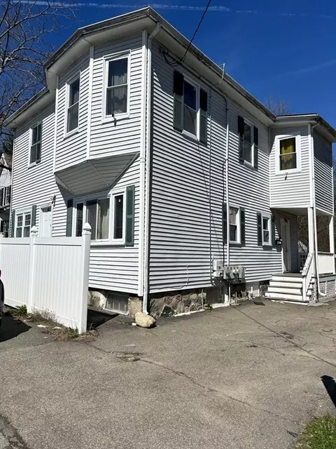 65 Vine St, Brockton, MA 02301