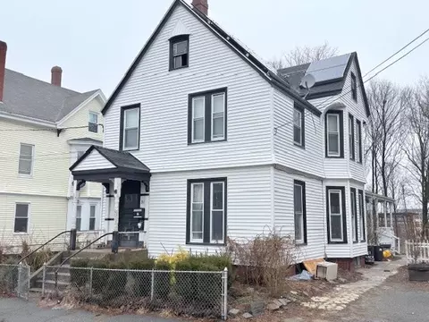31 Arch St, Haverhill, MA 01830