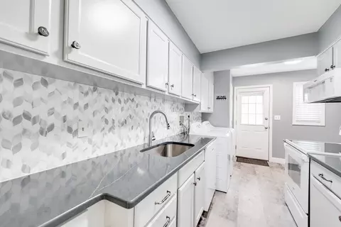 76 Kelley Rd #76, Chicopee, MA 01022 photo 4