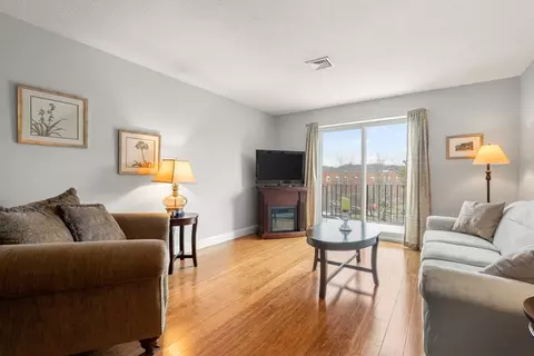 44 Loomis St #309, Malden, MA 02148