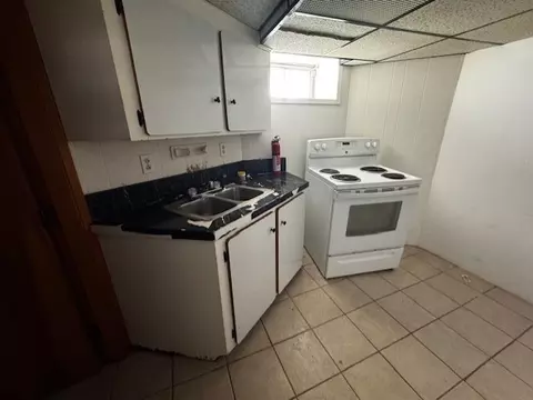 15 Edward St, Worcester, MA 01605 photo 16