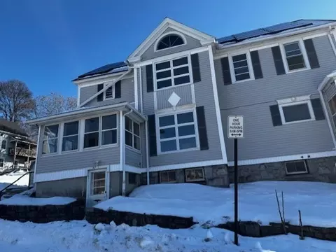 15 Edward St, Worcester, MA 01605 photo 13