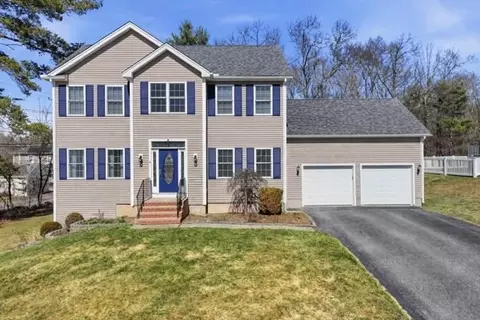 6 Laura Dr, Attleboro, MA 02703