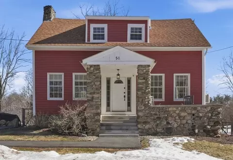 51 Bear Hill Rd, Merrimac, MA 01860
