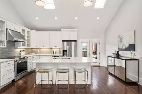 58 High St #5, Boston, MA 02129