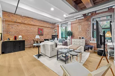 9 W Broadway #117, Boston, MA 02127