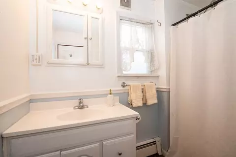 5 Crosby St, Webster, MA 01570 photo 8