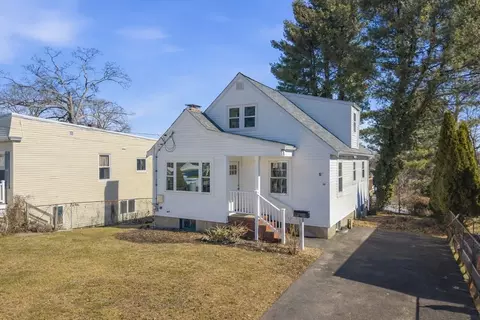 68 Reed St, Dedham, MA 02026 photo 2