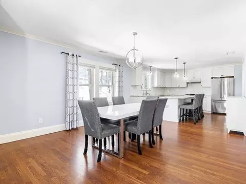 70 Clyde St #2, Newton, MA 02460